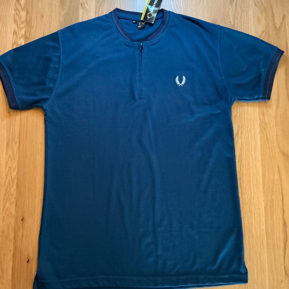 Fred Perry XL NWT Blue Mock Neck Quarter Zip Shirt Laurel Logo Tee